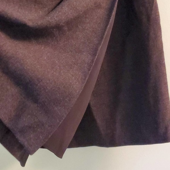 EUC! Armani Collezioni Dark Grey Wool Skirt Size 4 - Picture 5 of 7